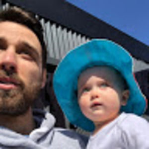 Meet your Posher, Theo